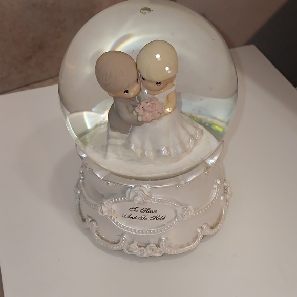 Precious Moments Other - Musical box the wedding march